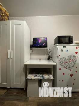 Студия квартира, посуточно, 12м2, 1/4 этаж