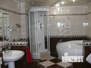 3-к квартира, посуточно, 142м2, 5/15 этаж