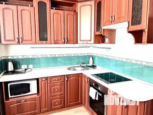 1-к квартира, посуточно, 40м2, 11/16 этаж