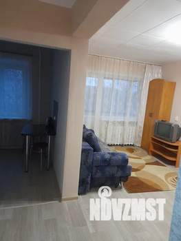 1-к квартира, посуточно, 33м2, 3/3 этаж