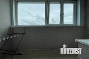 Студия квартира, посуточно, 29м2, 10/18 этаж