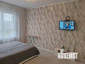 1-к квартира, посуточно, 40м2, 3/17 этаж