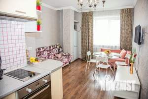 2-к квартира, посуточно, 55м2, 1/1 этаж