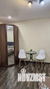 1-к квартира, посуточно, 38м2, 7/10 этаж