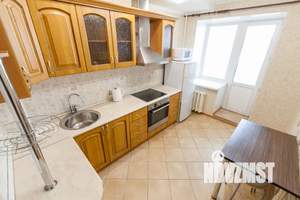 1-к квартира, посуточно, 42м2, 4/14 этаж