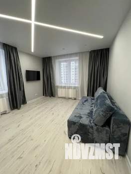 2-к квартира, посуточно, 38м2, 8/16 этаж