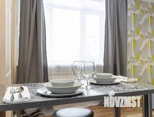 Студия квартира, посуточно, 30м2, 1/9 этаж
