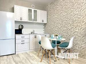 1-к квартира, посуточно, 34м2, 6/18 этаж