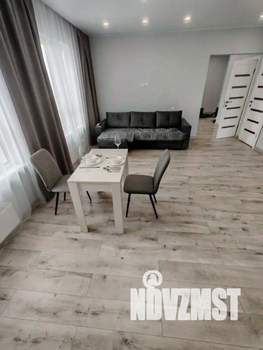 1-к квартира, посуточно, 60м2, 1/1 этаж