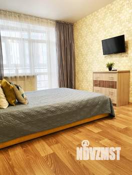 1-к квартира, посуточно, 35м2, 8/16 этаж