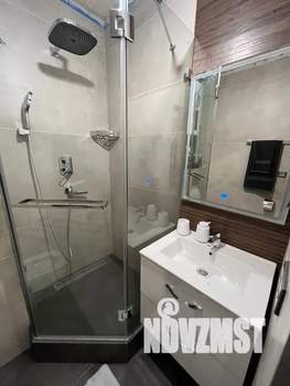 Студия квартира, посуточно, 35м2, 4/5 этаж