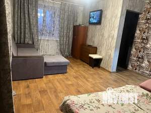 1-к квартира, посуточно, 33м2, 2/4 этаж