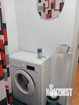 Студия квартира, посуточно, 12м2, 1/9 этаж