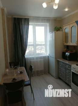 1-к квартира, посуточно, 37м2, 10/15 этаж