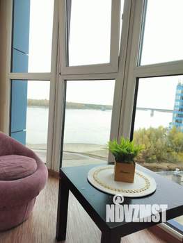 Студия квартира, посуточно, 56м2, 6/23 этаж