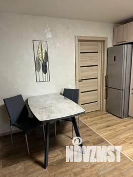 Студия квартира, посуточно, 35м2, 3/10 этаж