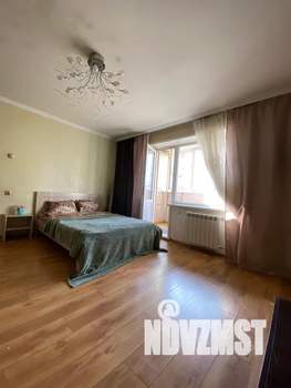 1-к квартира, посуточно, 33м2, 1/10 этаж