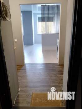 Студия квартира, на длительный срок, 28м2, 2/17 этаж