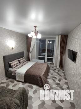 1-к квартира, посуточно, 40м2, 2/16 этаж