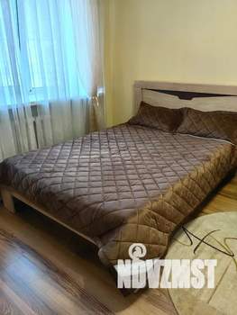 Студия квартира, посуточно, 34м2, 1/5 этаж