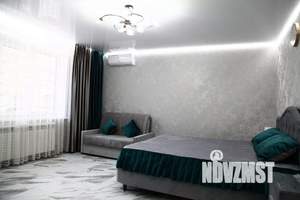 1-к квартира, посуточно, 35м2, 1/10 этаж