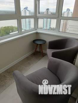 Студия квартира, посуточно, 26м2, 23/25 этаж