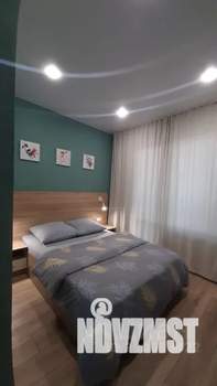 1-к квартира, посуточно, 34м2, 9/16 этаж