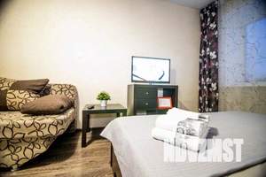1-к квартира, посуточно, 39м2, 3/5 этаж
