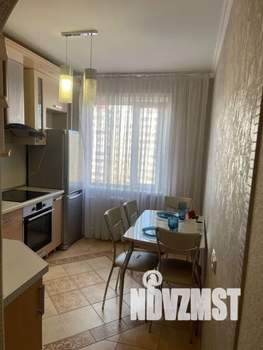 3-к квартира, посуточно, 65м2, 6/10 этаж