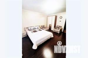 1-к квартира, посуточно, 45м2, 9/16 этаж