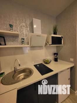 1-к квартира, посуточно, 38м2, 3/10 этаж