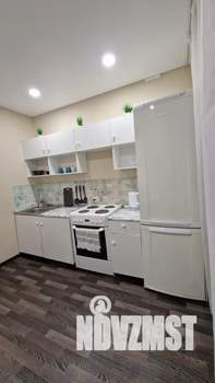 1-к квартира, посуточно, 38м2, 7/10 этаж