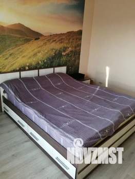 Студия квартира, посуточно, 40м2, 3/16 этаж