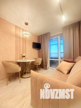 1-к квартира, посуточно, 42м2, 19/24 этаж