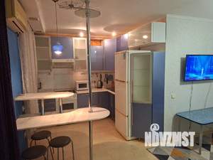 1-к квартира, посуточно, 43м2, 2/4 этаж