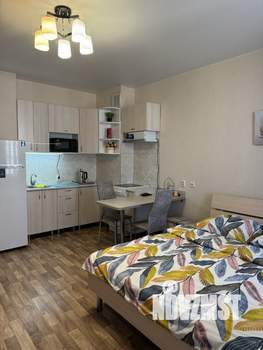 Студия квартира, посуточно, 30м2, 12/18 этаж