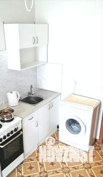 1-к квартира, посуточно, 37м2, 6/16 этаж