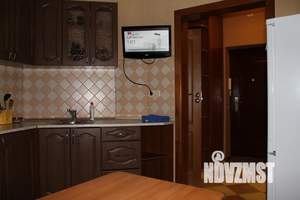 1-к квартира, посуточно, 38м2, 7/16 этаж