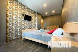 1-к квартира, посуточно, 40м2, 7/16 этаж