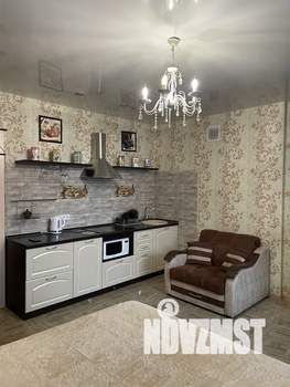 Студия квартира, посуточно, 35м2, 3/16 этаж