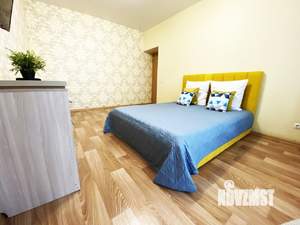 1-к квартира, посуточно, 35м2, 8/16 этаж