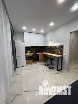 2-к квартира, посуточно, 38м2, 8/16 этаж