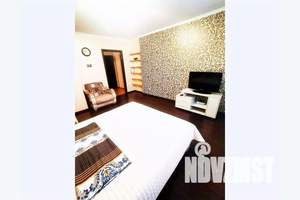 1-к квартира, посуточно, 45м2, 9/16 этаж