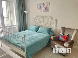 Студия квартира, посуточно, 28м2, 20/25 этаж