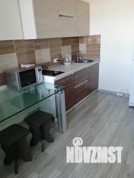 1-к квартира, посуточно, 43м2, 8/16 этаж