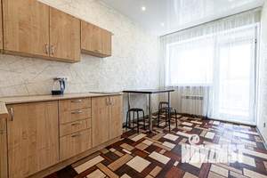 1-к квартира, посуточно, 38м2, 9/16 этаж