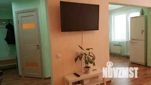 Студия квартира, посуточно, 37м2, 2/10 этаж