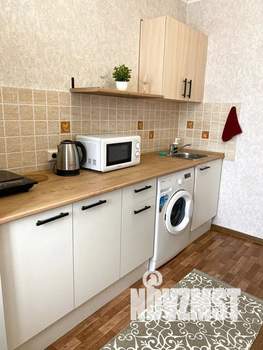 1-к квартира, посуточно, 33м2, 8/10 этаж