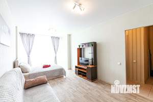 1-к квартира, посуточно, 38м2, 1/1 этаж