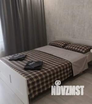 1-к квартира, посуточно, 35м2, 2/10 этаж